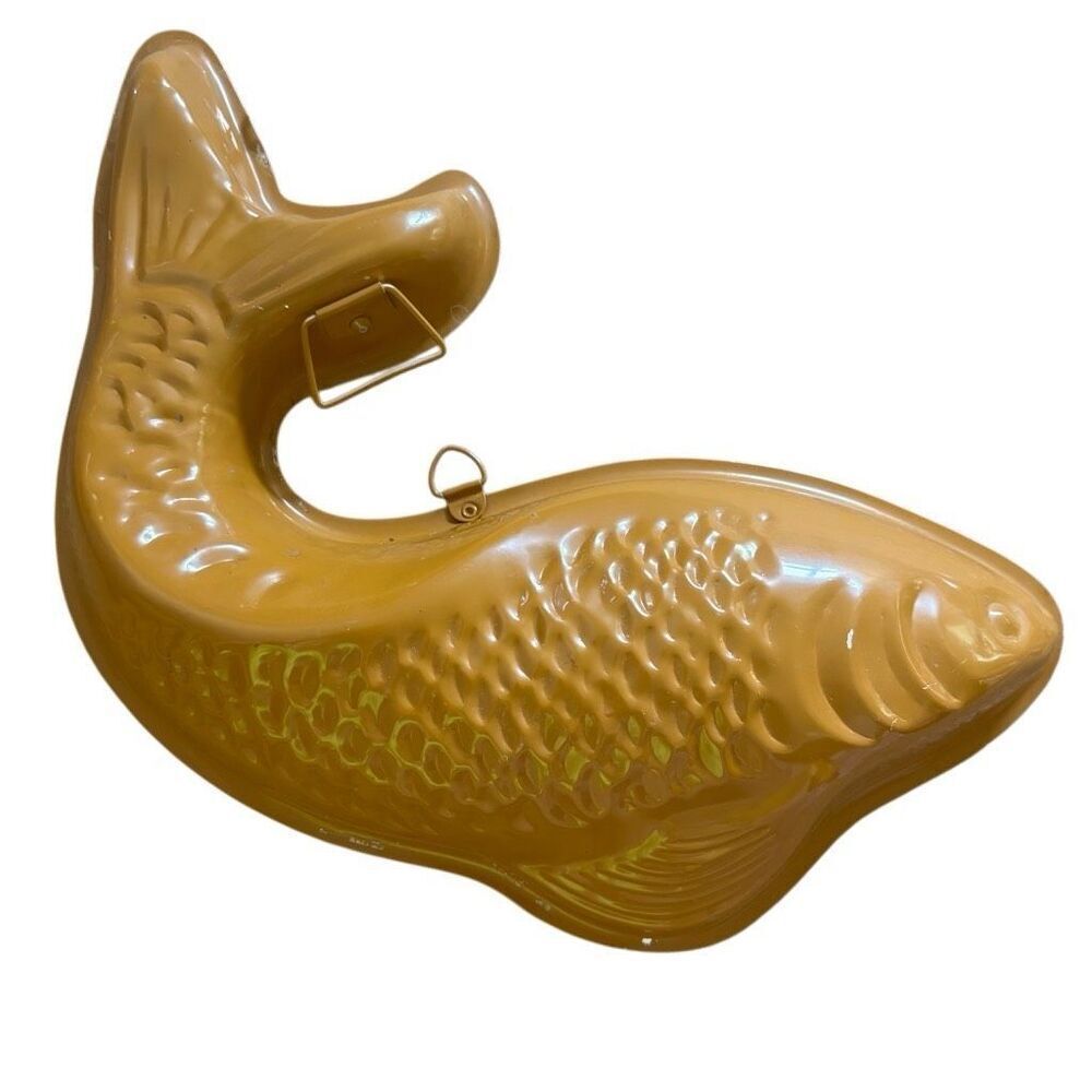 Vintage Yellow Fish Shaped Metal Wall Hanging Jello Food Mold Pan